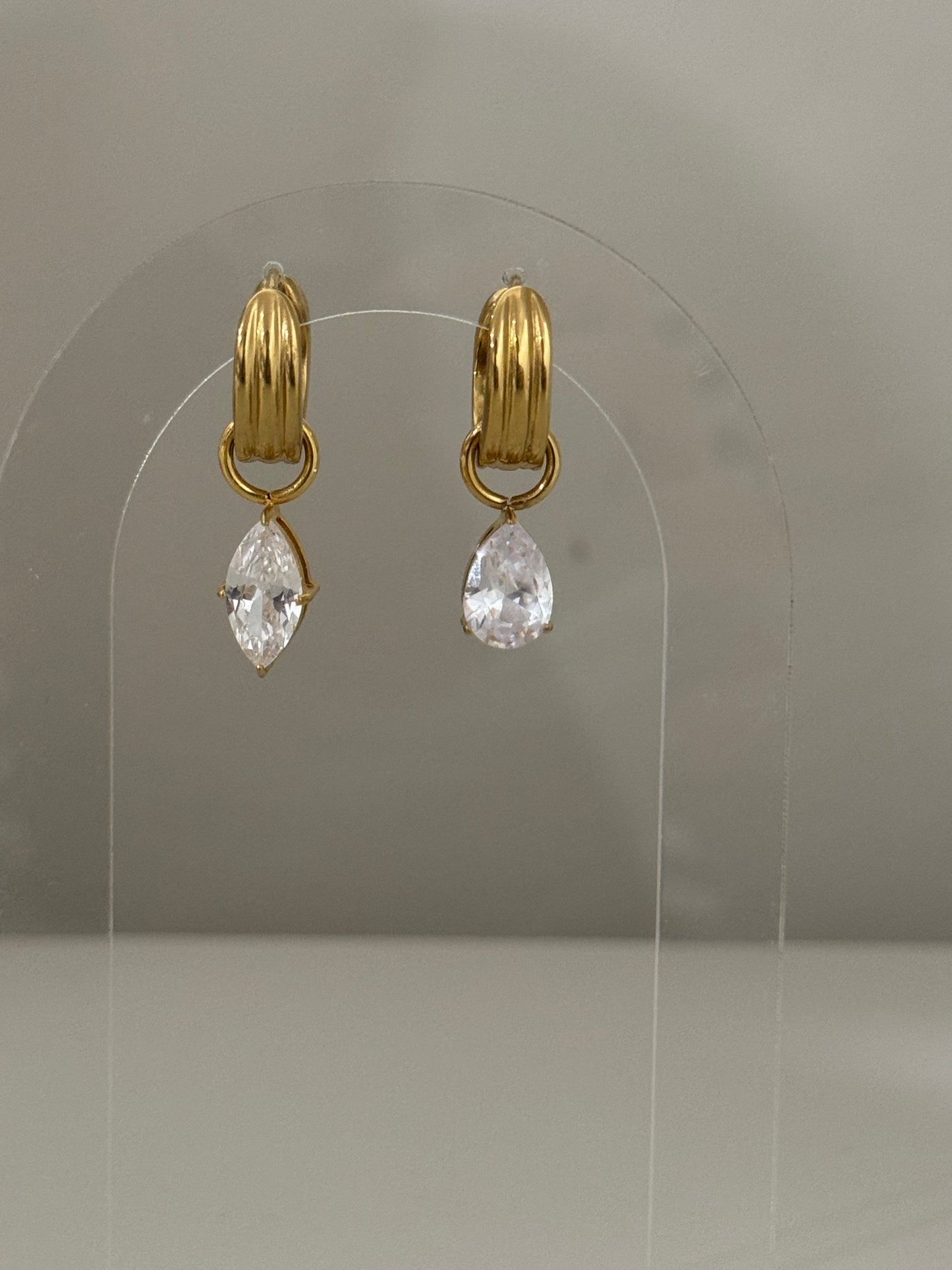 Tiffany Hoops